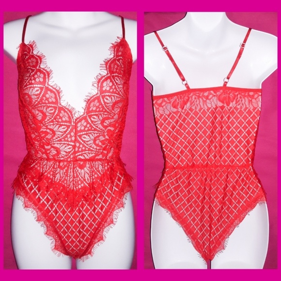 Red Geometric Eyelash Lace Bodysuit Romper Teddy - Picture 2 of 7